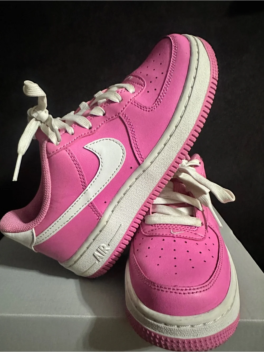Nike Low-Top Sneakers Pink & White Colorblock